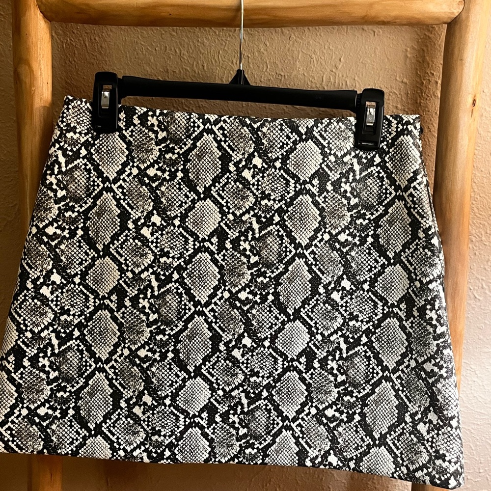 H&M mini snake skin skirt